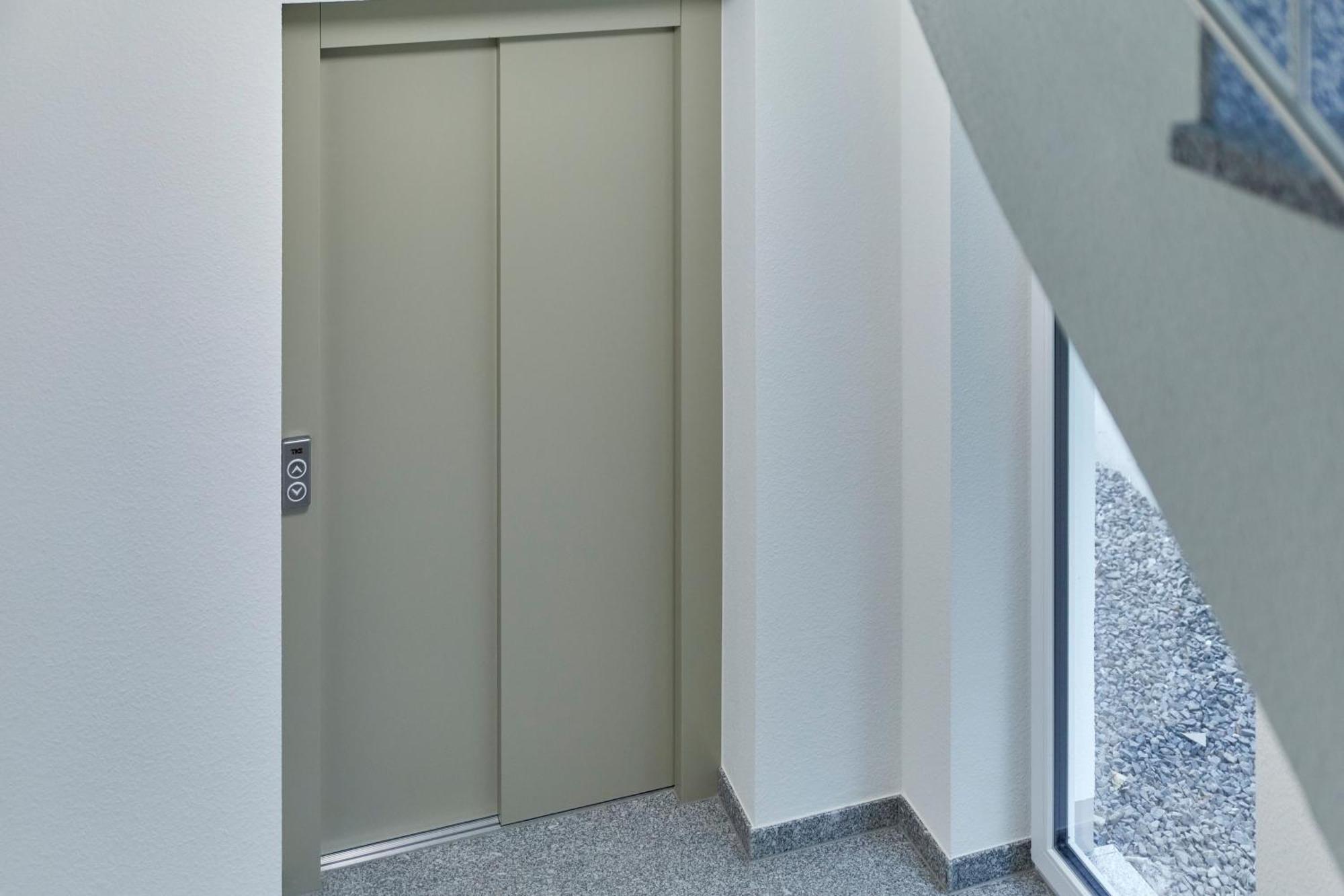 Mosel Panorama Apartment แบร์นคาสเทล-คืสท์ ภายนอก รูปภาพ