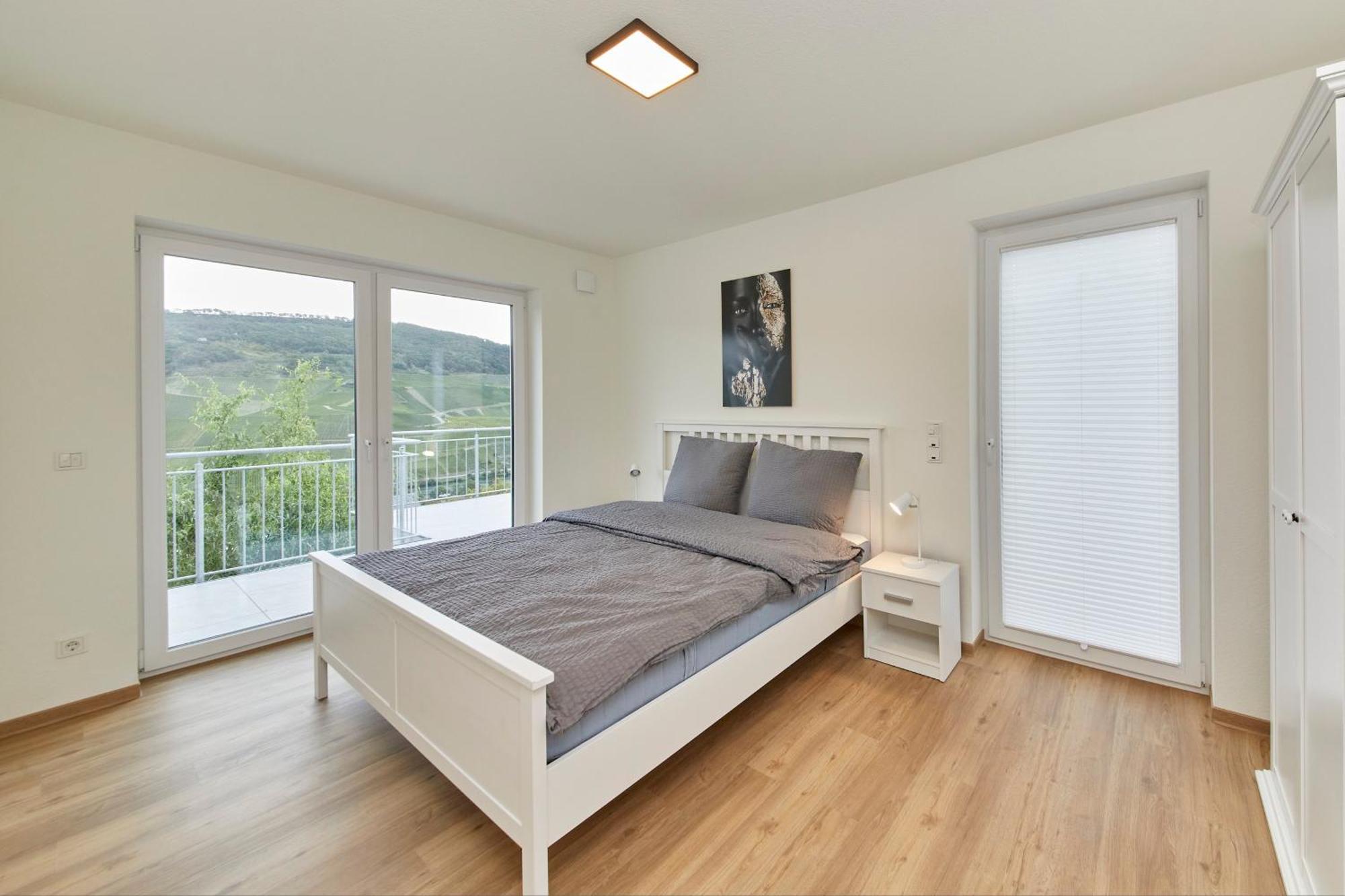 Mosel Panorama Apartment แบร์นคาสเทล-คืสท์ ภายนอก รูปภาพ